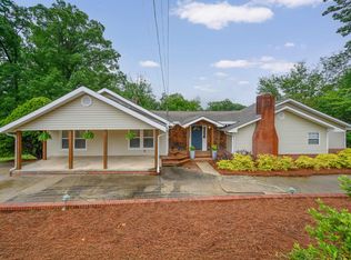 2405 Jacobs Rd, Vestavia Hills, AL 35216