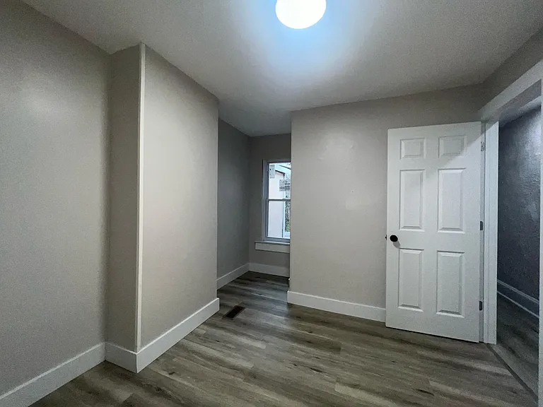 134 Old Rose St #1 — Photo 2
