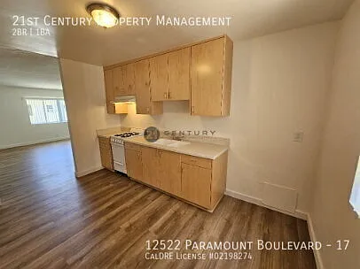 12522 Paramount Blvd #17 — Photo 6