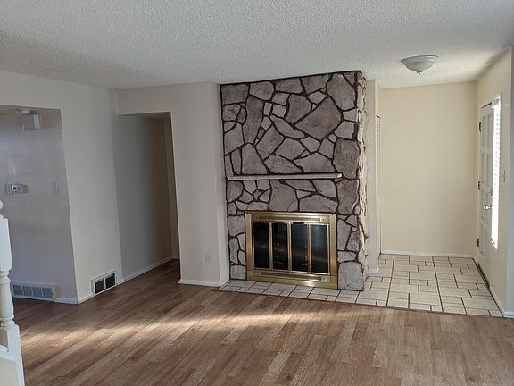 5th image of 9061 E Oxford Dr