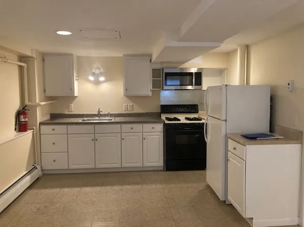 60 Spruce St, 60 Spruce St #G, Burlington, VT 05401