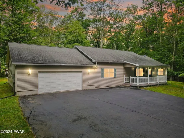 104 Breckenridge Ln, Tafton, PA 18464