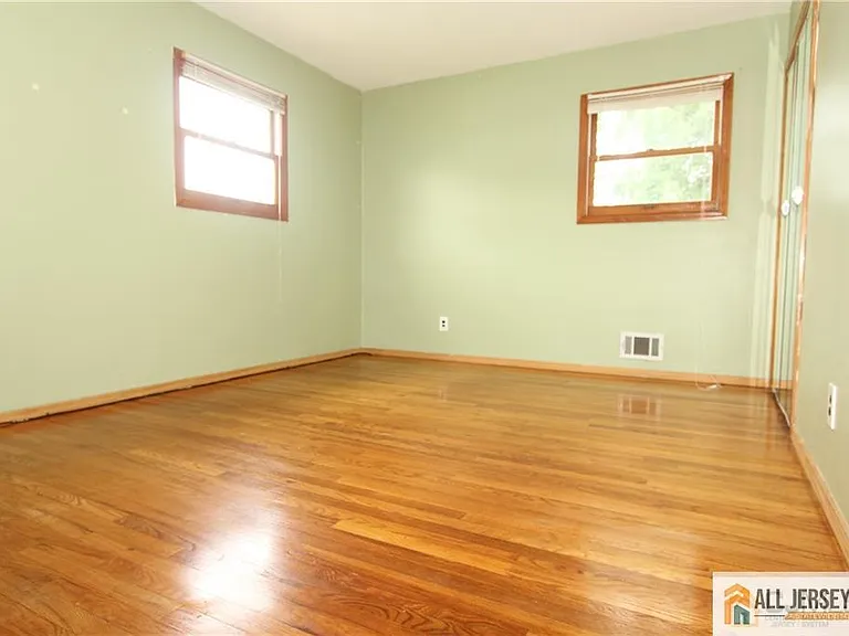 39 Stony Rd — Photo 8