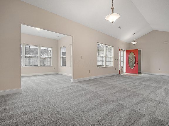 4th image of 203 Cumberland Meadows Cir