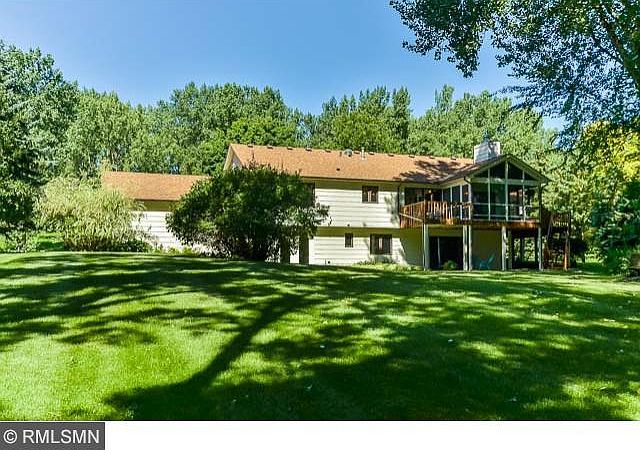 2nd image of 5740 Pineview Ln N