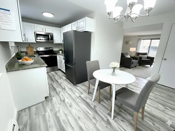 96 Charles River Rd APT C, Waltham, MA 02453