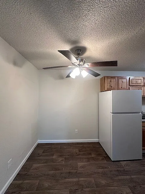 Shalamar Apartments — Photo 3
