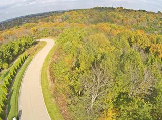 455 Cedar Creek Ct, Jefferson City, MO 65101