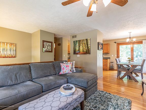 3rd image of 600 Peachtree Pl