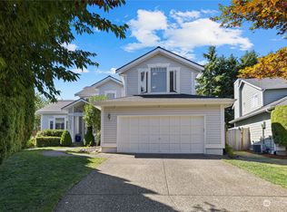 23837 SE 246th St, Maple Valley, WA 98038