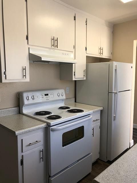 1st image of 5440 Marconi Ave #26