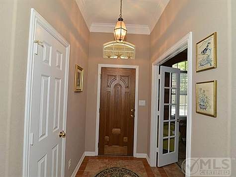 4th image of 5922 Chimney Wood Cir