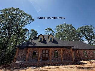 233 Clear View Dr, Benton, AR 72019