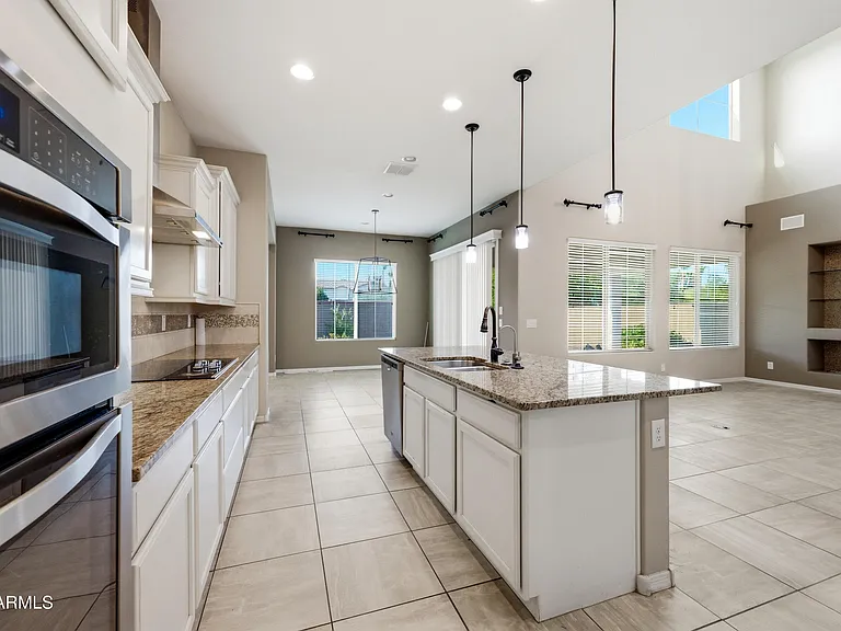 1930 E Horseshoe Dr — Photo 22