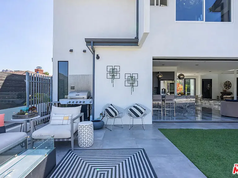 3437 Troy Dr — Photo 42