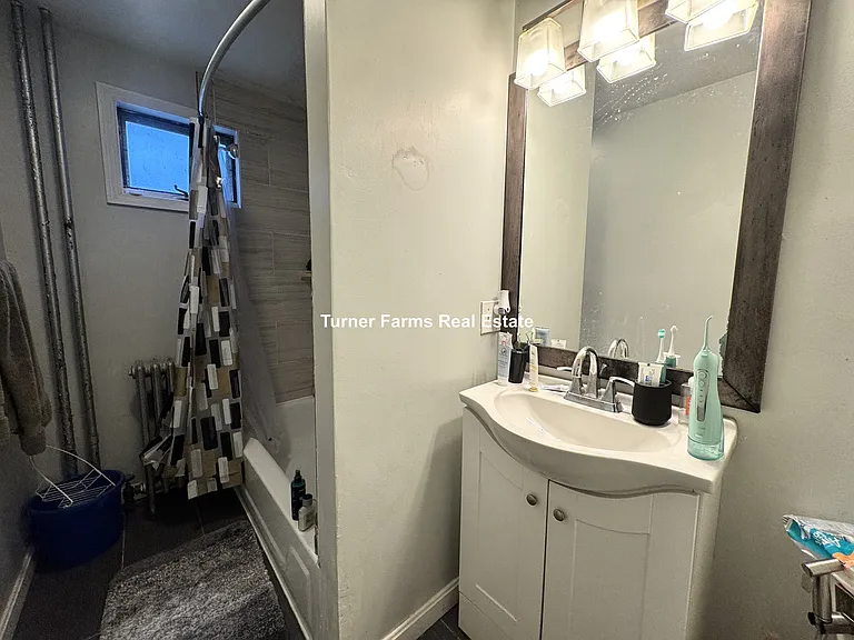 13-15 Cawfield St #1 — Photo 10