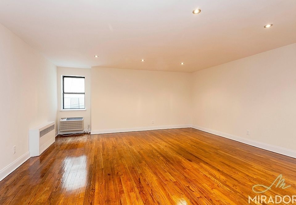 1st image of 27 W 16th St APT Ld