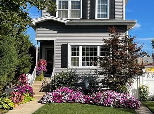 6627 31st St, Berwyn, IL 60402