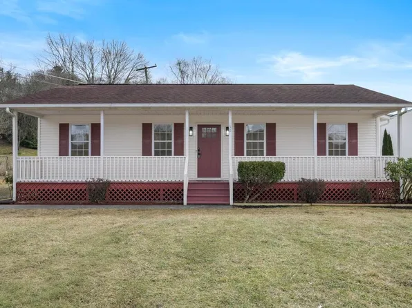 130 Veterans Dr, Richlands, VA 24641