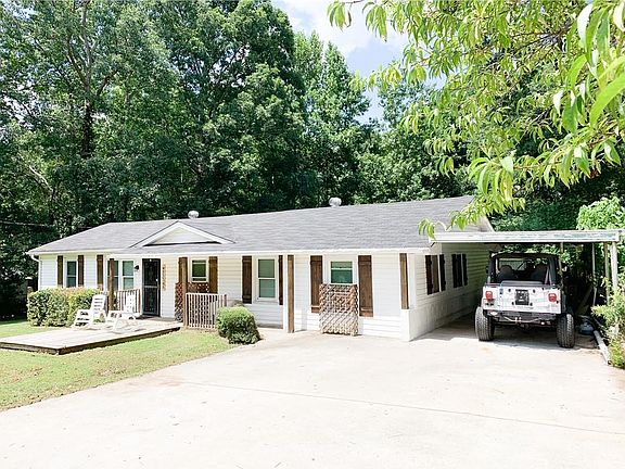 2nd image of 3665 Glenda St