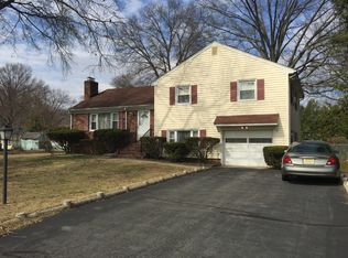 44 Orchard Rd, Middlesex, NJ 08846