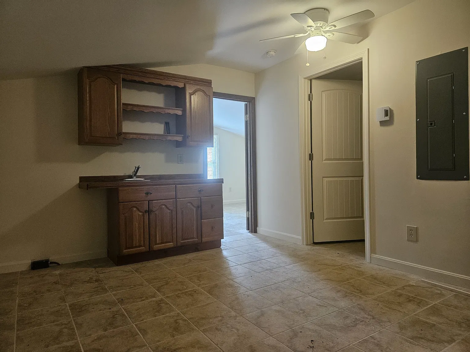 1 bed, 654 sqft, $1,500 — Photo 4