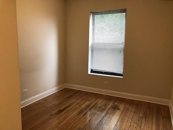 3rd image of 1121 W Balmoral Ave #1114-2