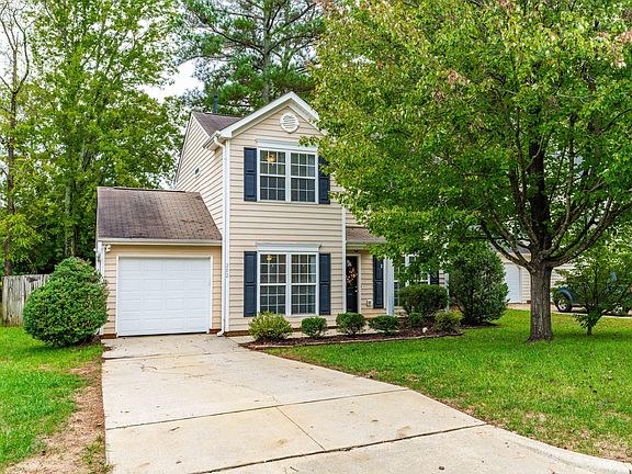 2nd image of 202 Ridge Lake Dr
