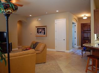 2516 Glenbrook Dr, Lodi, CA 95242