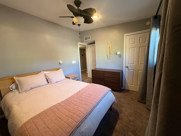 2666 W Calle Padilla — Photo 4