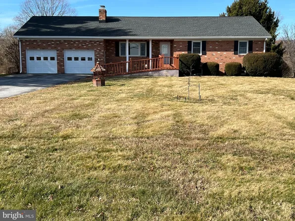 10526 Hessong Bridge Rd, Thurmont, MD 21788