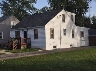 1116 White Ave, Aurora, IL 60506