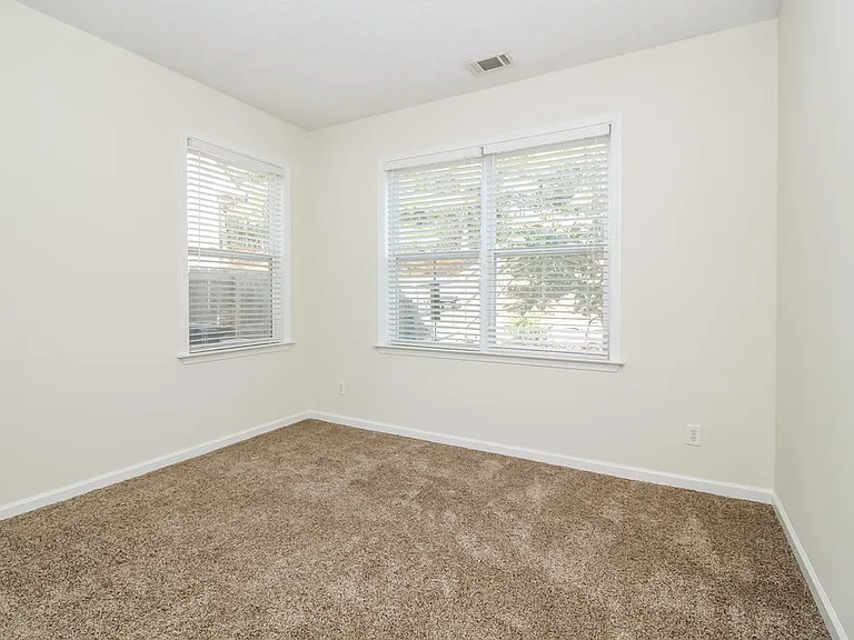2934 Cooper Woods Ln — Photo 15