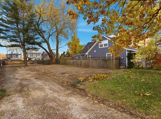 859 Aviation Rd, Mississauga, ON L5G4H5