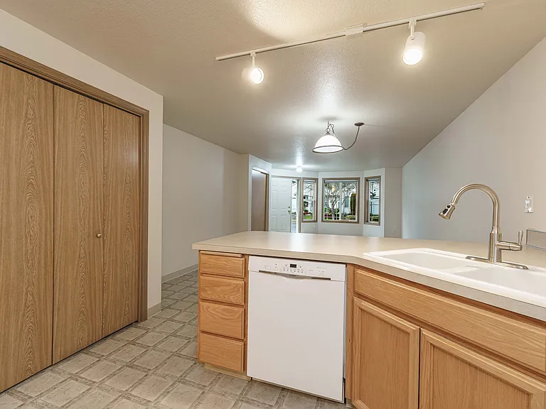 11703 NE 32nd St #11703 — Photo 12
