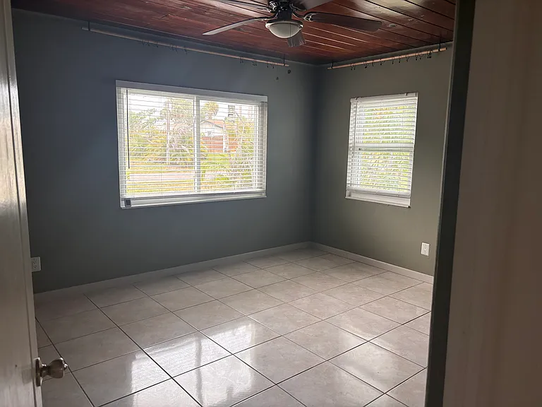 123 Bluff Ter — Photo 6