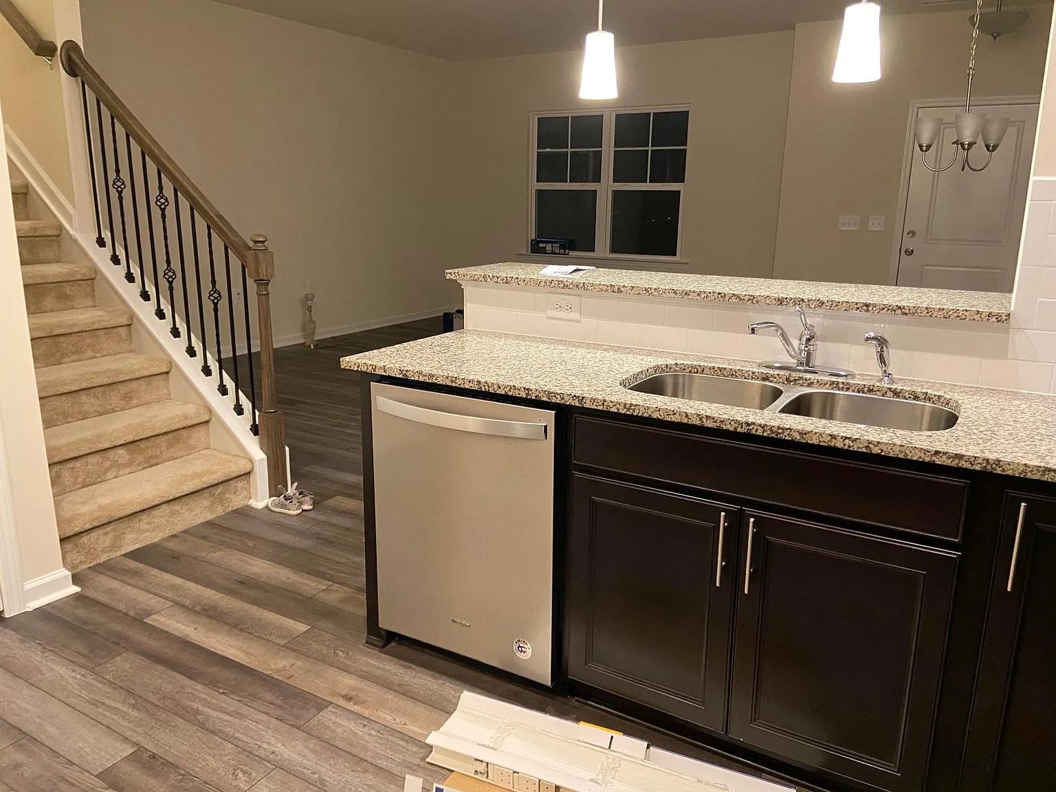 3 bed, 2.5 bath, 1735 sqft, $1,970 — Photo 4