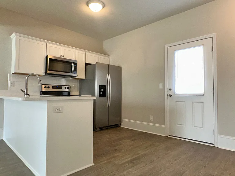 435 3rd Loop Rd — Photo 4