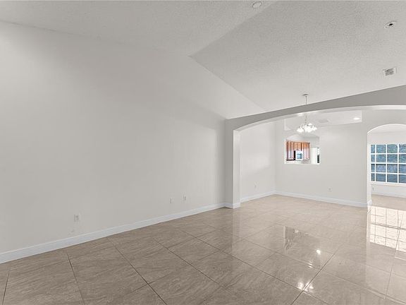 4th image of 13438 Fairway Glen Dr APT 203