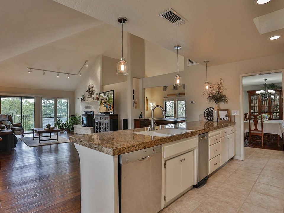1st image of 397 Maul Oak Ct