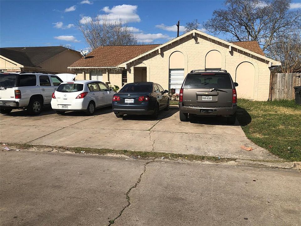 1st image of 12210 White Cap Ln