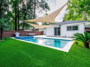 29 N Wavy Oak Cir, Spring, TX 77381