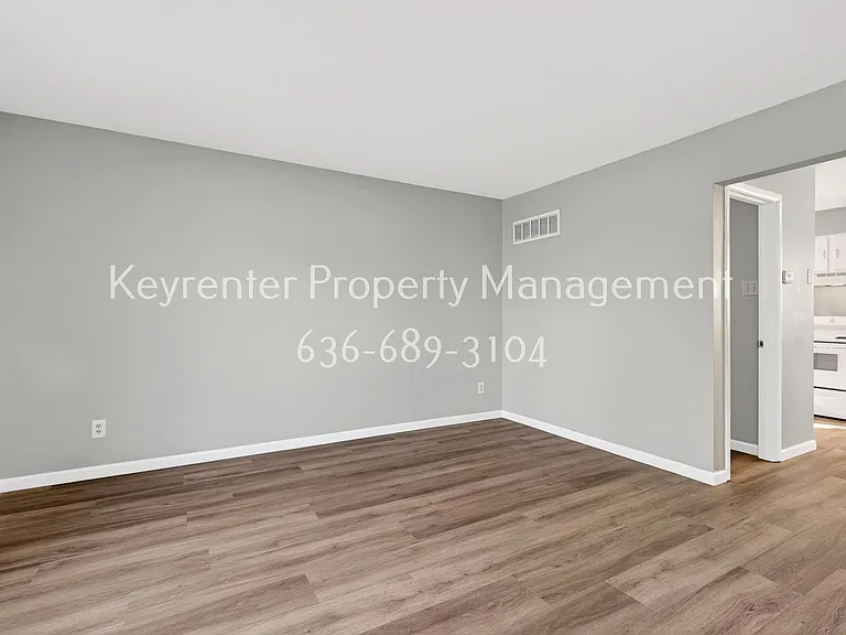 3313 Droste Rd — Photo 10