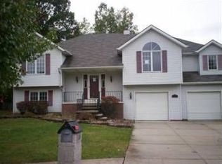 5715 Lassiter Oval, Parma, OH 44129