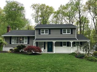 708 Hillcrest Rd, Washington Township, NJ 07676