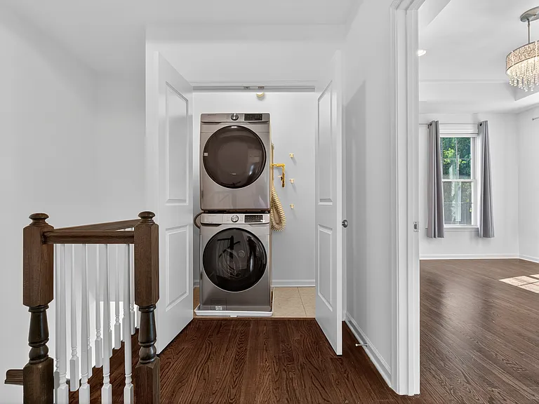 60 Roosevelt Dr — Photo 25