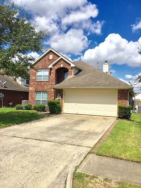 1st image of 2526 Artesia Dr