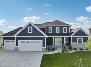 804 Westbridge Trl, Waunakee, WI 53597