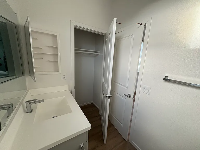 2058 N Highland Ave #2054 — Photo 12