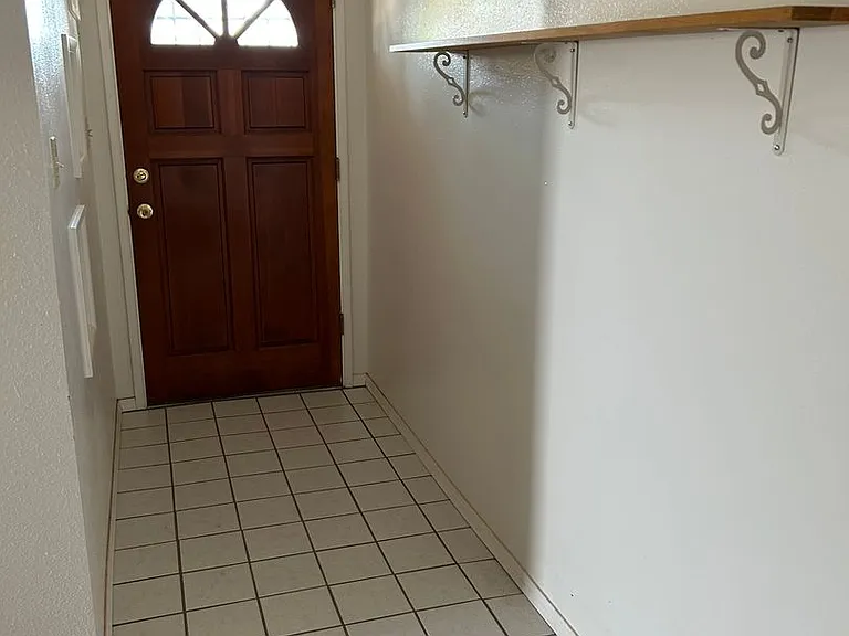 611 N Colorado Ave — Photo 4